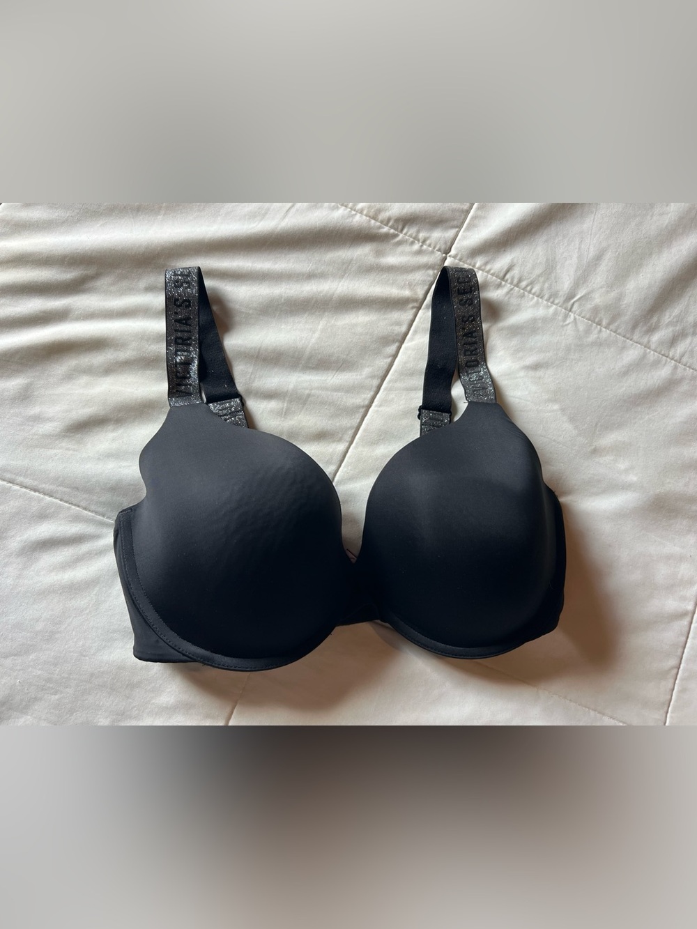 Victoria's Secret Black Molded Everyday Bra with Logo Straps